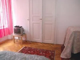 Vaci Central Apartment Budapest 2*,