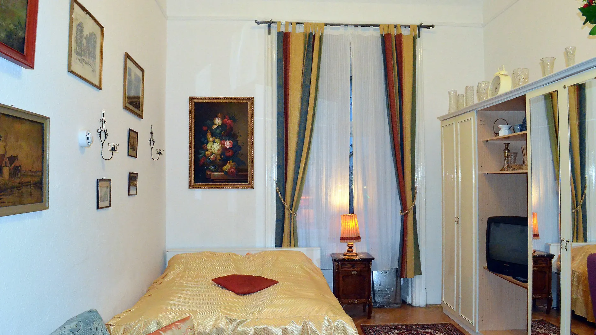 Vaci Central Apartment بودابست فندق
